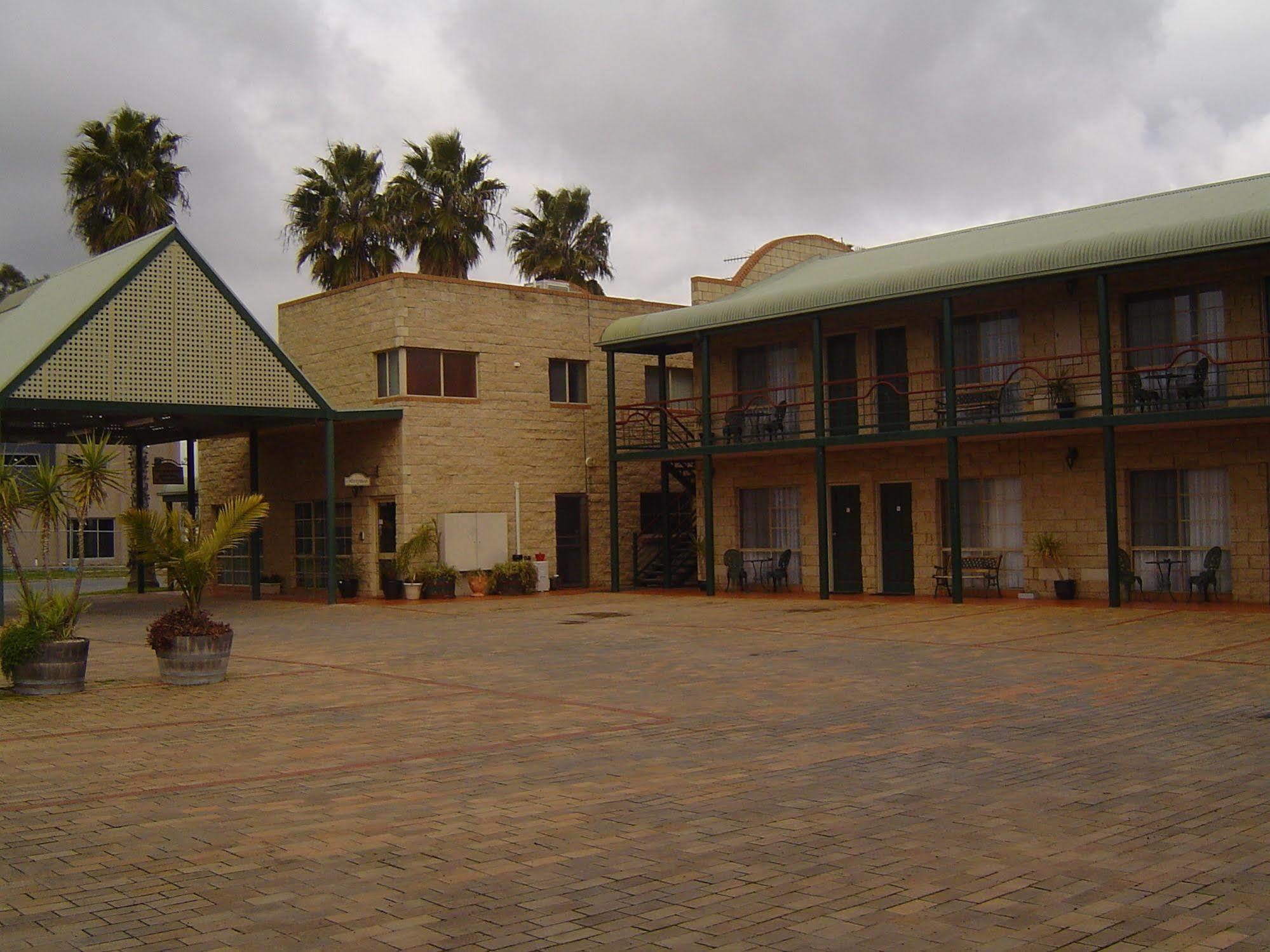 Mulwala Paradise Palms Motel - Book With Us Direct On Our Site For Best Rate Exterior photo